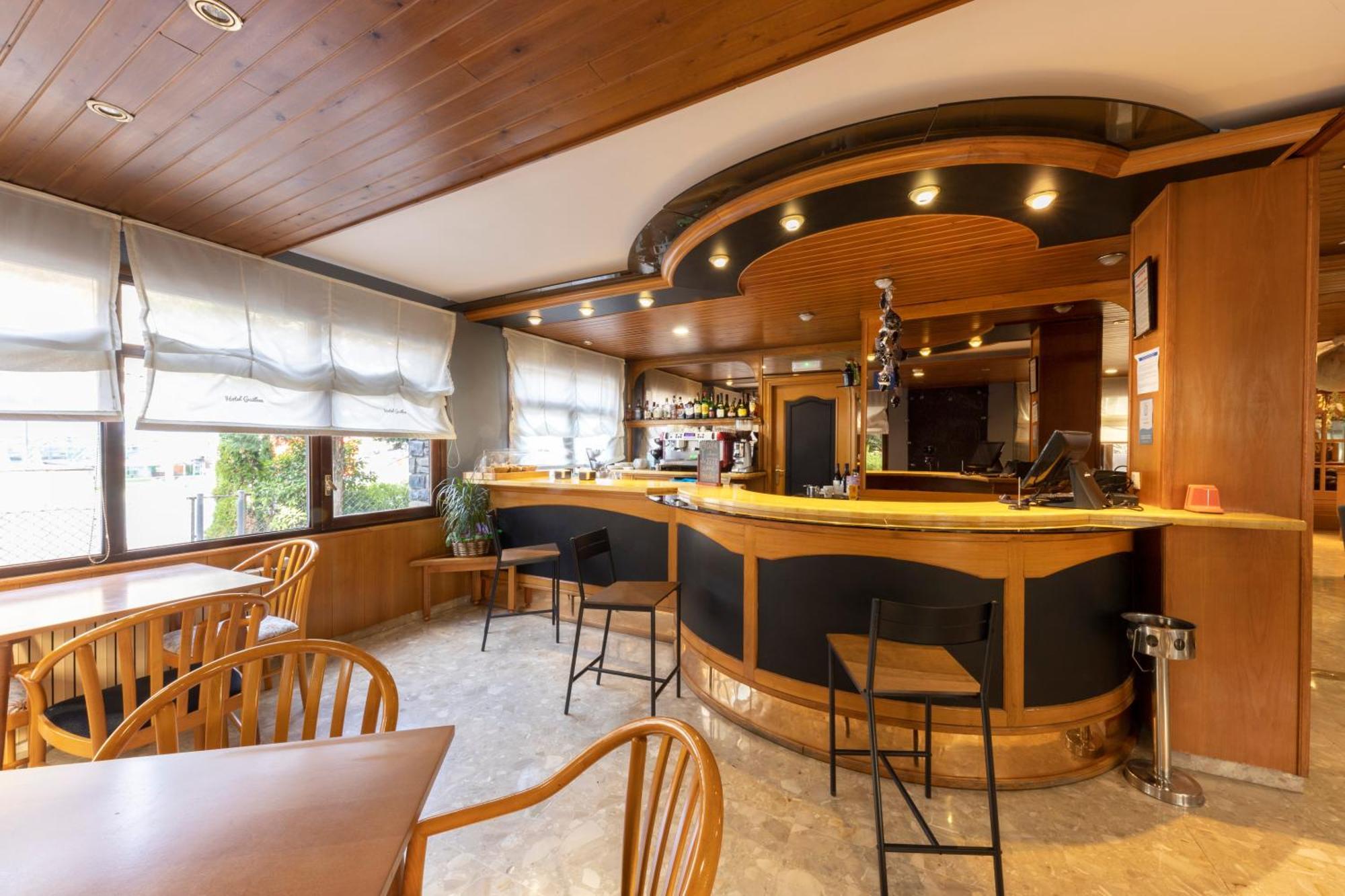 Hotel Guillem & Spa 엔캄 외부 사진