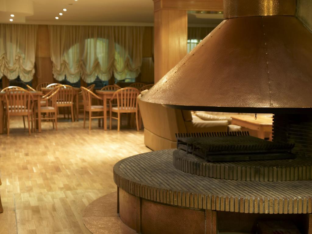 Hotel Guillem & Spa 엔캄 외부 사진